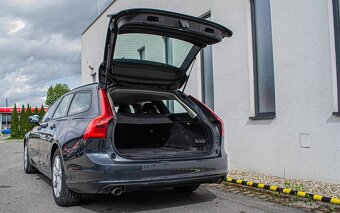 Volvo V90 D4 2.0L 140kW automat - 10