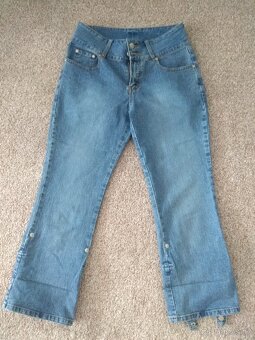 Nové dámské 3/4 jeans kalhoty - č. 38 - 10