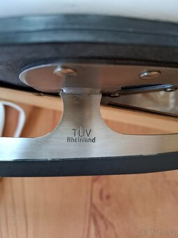 Prodám dámské zimní brusle vel. 41, nové - 10