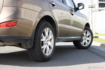 Hyundai Santa Fe 2,2 CRDi Premium A/T 4x4 /AJ NA SPLÁTKY/ - 10