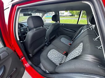 ŠKODA FABIA 1.4 16V Combi - 10