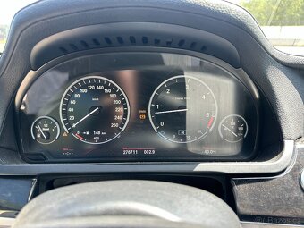 BMW 740D xDrive 2010 - 10