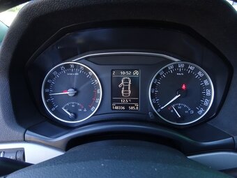 OCTAVIA COMBI II FC Ambition 1,6 TDI 77kW - 2.Maj.-148.340km - 10