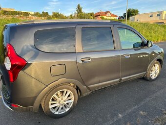 Dacia Lodgy Stepway dCI 115 -7 mist - 10