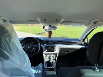 Volkswagen Passat B8 - 10