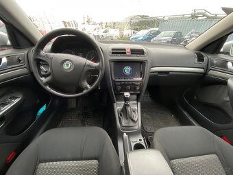 Škoda Octavia - 10