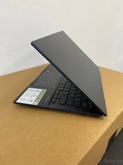 Notebook ASUS Zenbook 14 - OLED/AMD R7/16GB/1TB/WIN 11 - 10