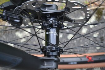 Radon Jealous AL (18") 10,4 kg Stav nového kola - 10