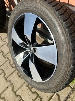 Volvo XC40 zimní komplet alu kola orig. 19" - 10