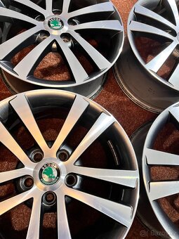 5x112 R17 Škoda Yeti / Octavia Original alu disky - 10