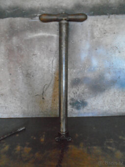 Prodám pár doplńků na motoveterány,autoveterány - 10