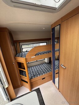 Knaus Sport 500 ~ Palandy - 10