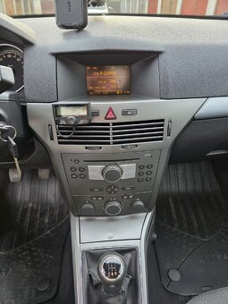 Opel Astra H Caravan 1.7CDTI, 74kW, 2006 - 10