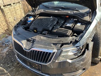ŠKODA SUPERB II COMBI 2.0TDI 103KW DSG-2014 ELEGANCE - 10