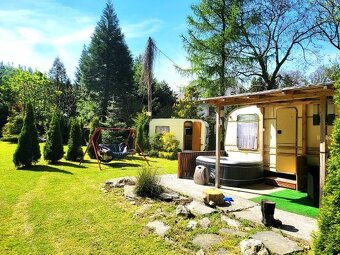 2 karavany, elektřina, voda, vířivka, 1,15 hodiny z Ostravy. - 10