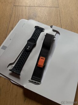 Apple Watch Ultra 49mm Cellular + GPS - 10