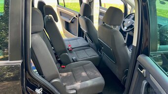 Touran 2.0tdi 125kwRS AdaptBiXenony Webasto Parktronik Zaves - 10