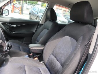 Hyundai ix20 1.6i 92kW KLIMATIZACE ČR - 10