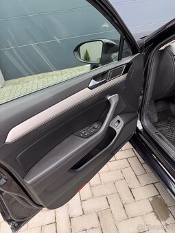 Volkswagen PASSAT variant 2.0TDI DSG BMT Highline - 10
