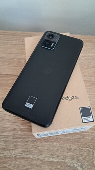 Motorola Edge 30 NEO 5G (čtěte popis) - 10