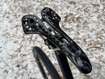 GHOST LECTOR CARBON LC - 10