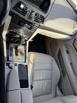 Mercedes Bennz E220CDI kabriolet blueefficiency - 10