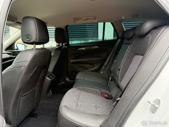 Opel Insignia 2.0CDTI 154KW 4X4 Max výbava - 10