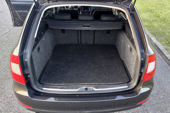 Škoda Superb II kombi 2.0 TDi - 10