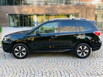 Subaru Forester 2.0D 4x4 AUTOMAT FACELIFT VÝHŘEV TAŽNÉ - 10