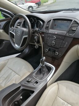 Opel Insignia ST 1.6 TURBO + LPG - 10