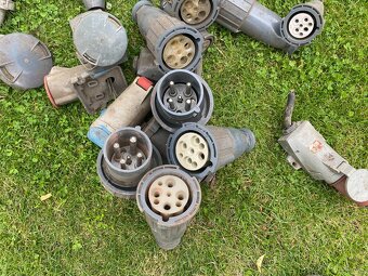 Zásuvka zástrčka 380V prodlužovací kabel 380V - 10