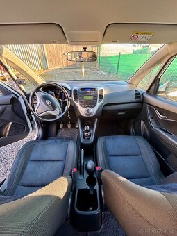 Hyundai ix20 - 10