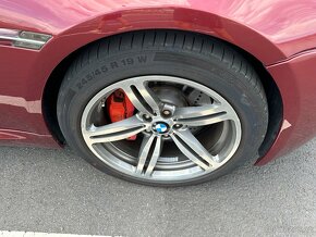 BMW M6 nahradni dily E63 V10 - 10