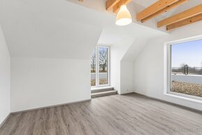 Prodej bytu 4+kk, 128 m², s terasami + 2x parkovací stání - 10