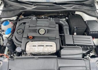 Volkswagen Scirocco 1.4 TSI SPORT benzín manuál 118 kw - 10