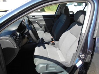VW GOLF 5 4X4 1.9 TDI 77KW R.2009 SERVISNÍ KNÍŽKA - 10