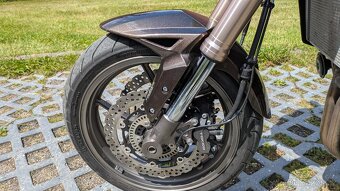 Kawasaki Versys 1000 - 10