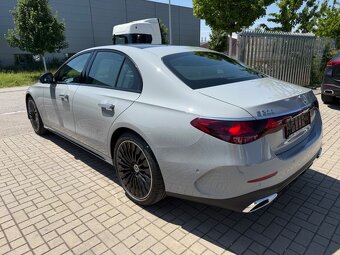Mercedes-Benz E 200 AMG Line Advanced - 10