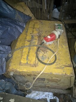 Různé nářadí pro stavbu - 10