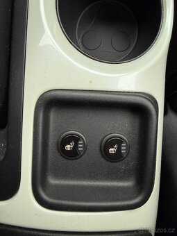 Nissan Juke 1.6 benzin 140kw 2012 - 10