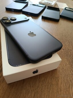 Apple iphone 17 Pro Max 256gb Modry - 10