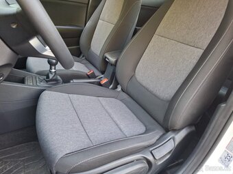 KIA STONIC 1.2i 61kW COMFORT -1.MAJITEL - 10