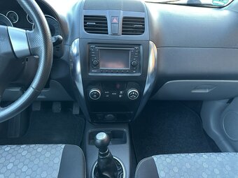 Suzuki SX4 Style 1.6i 88kW 4x4 serviska - 10