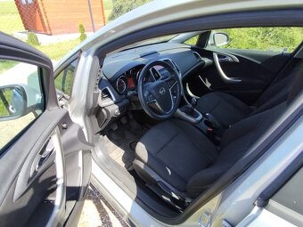 OPEL Astra J - 10