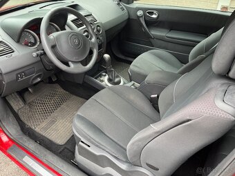 Renault Megane 1.6 16V - 10
