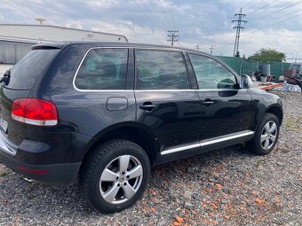 Volkswagen Touareg 3.0TDI A/T 4x4 - 10