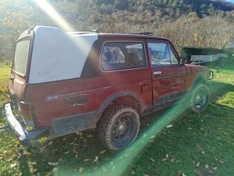 Lada niva  1.7mpi - 10