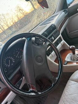 BMW 735i E32 - 10