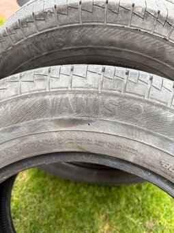 Prodám letní pneu Barum Vanis 2 215/65 R16 C - 10