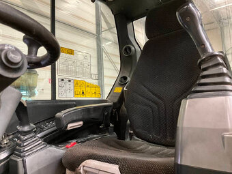 Prodám kolový minibagr Bobcat E 57W - 10